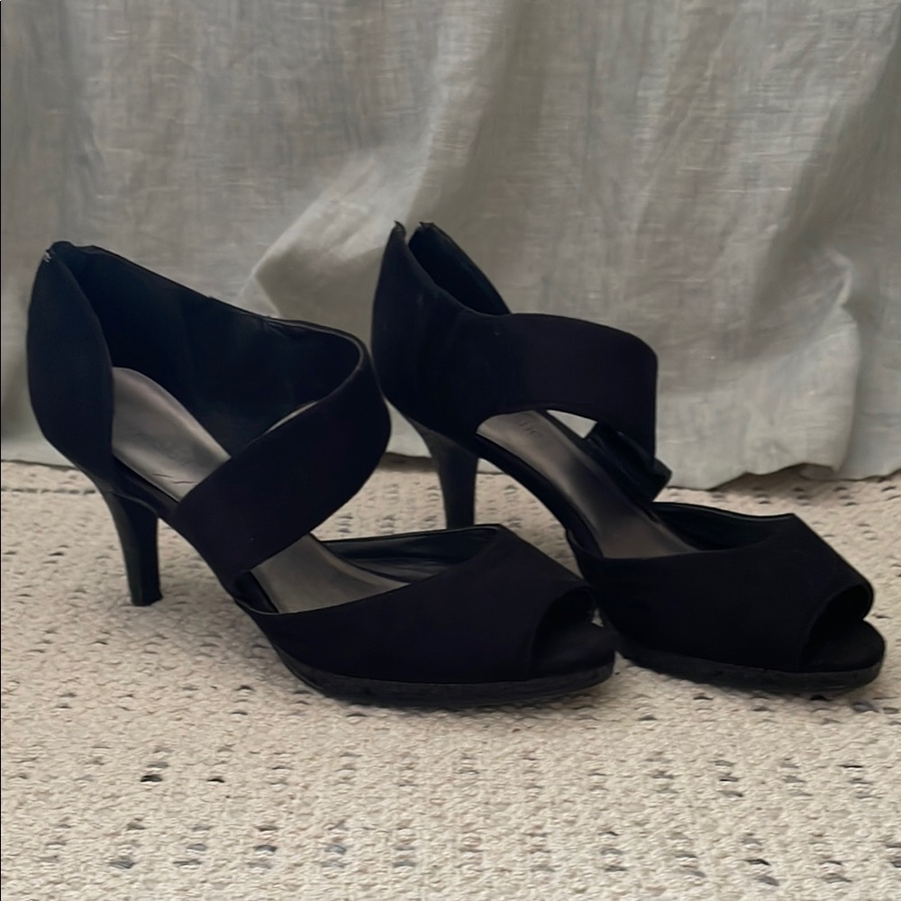 Elegant Black Women's Heels